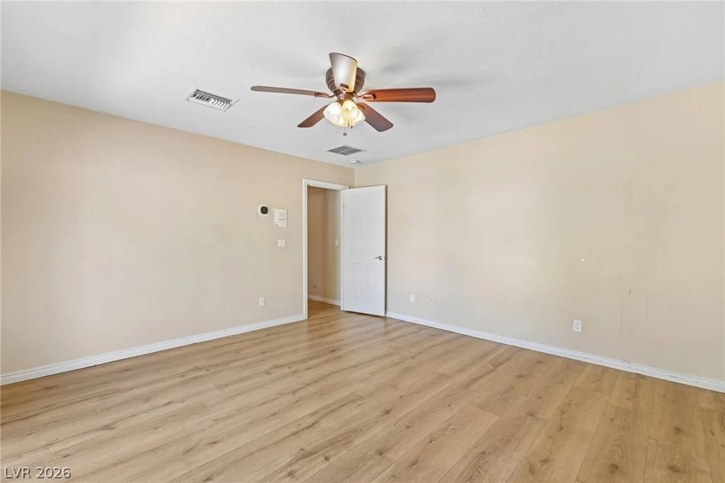 1700 Charles Lam, Las Vegas, NV 89117