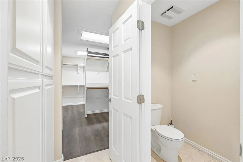 1700 Charles Lam, Las Vegas, NV 89117