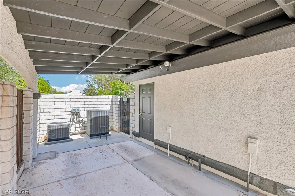 1700 Charles Lam, Las Vegas, NV 89117