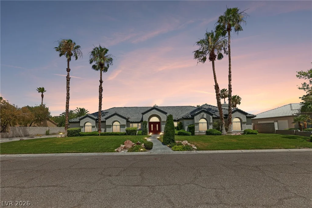 1700 Charles Lam, Las Vegas, NV 89117