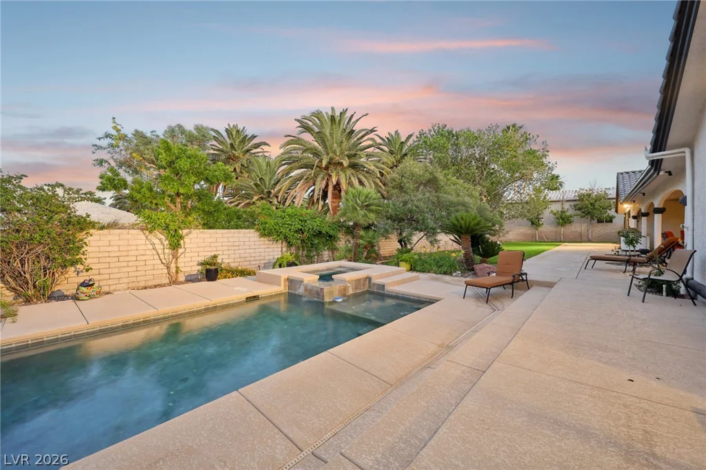 1700 Charles Lam, Las Vegas, NV 89117
