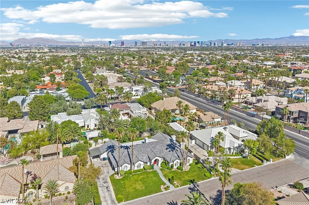 1700 Charles Lam, Las Vegas, NV 89117