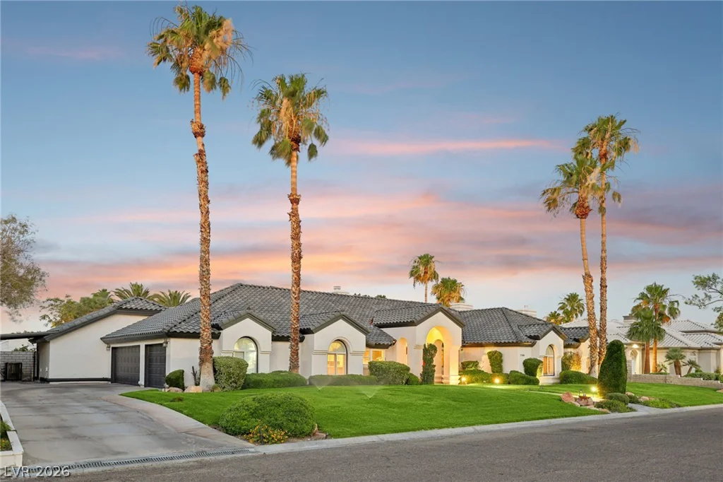 1700 Charles Lam, Las Vegas, NV 89117