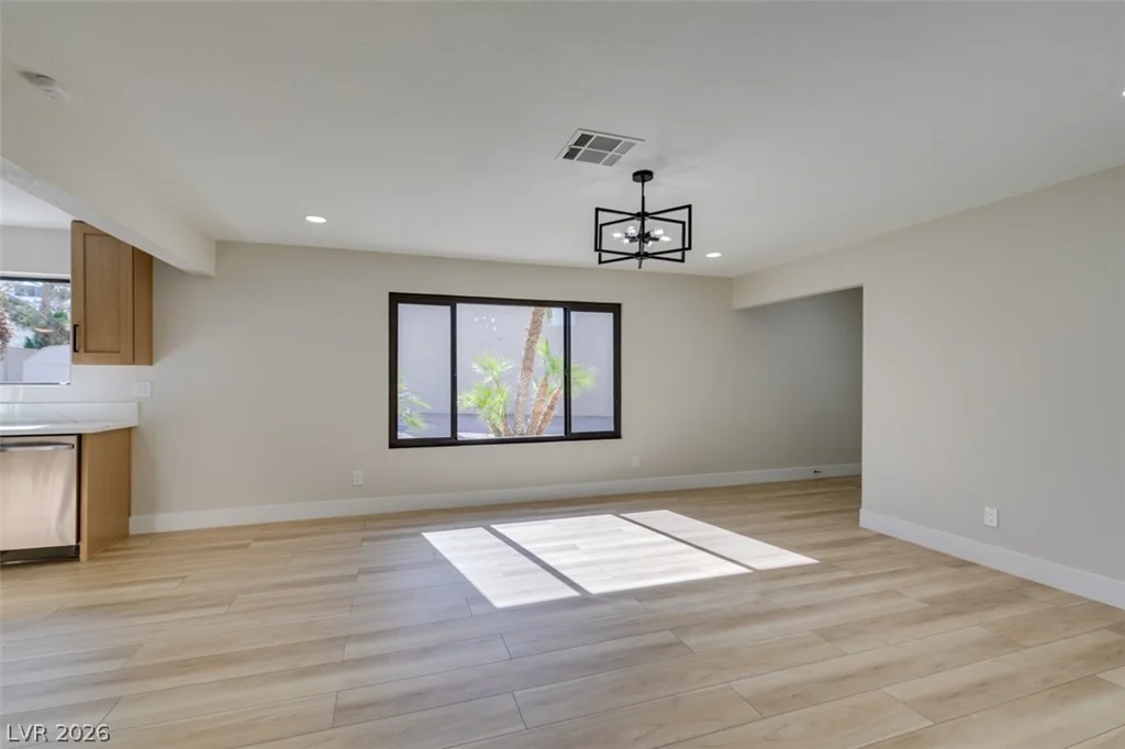 5836 Cinnabar, Las Vegas, NV 89110