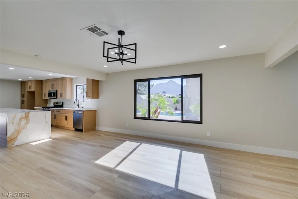 5836 Cinnabar, Las Vegas, NV 89110