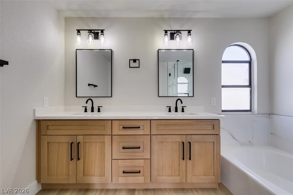 5836 Cinnabar, Las Vegas, NV 89110