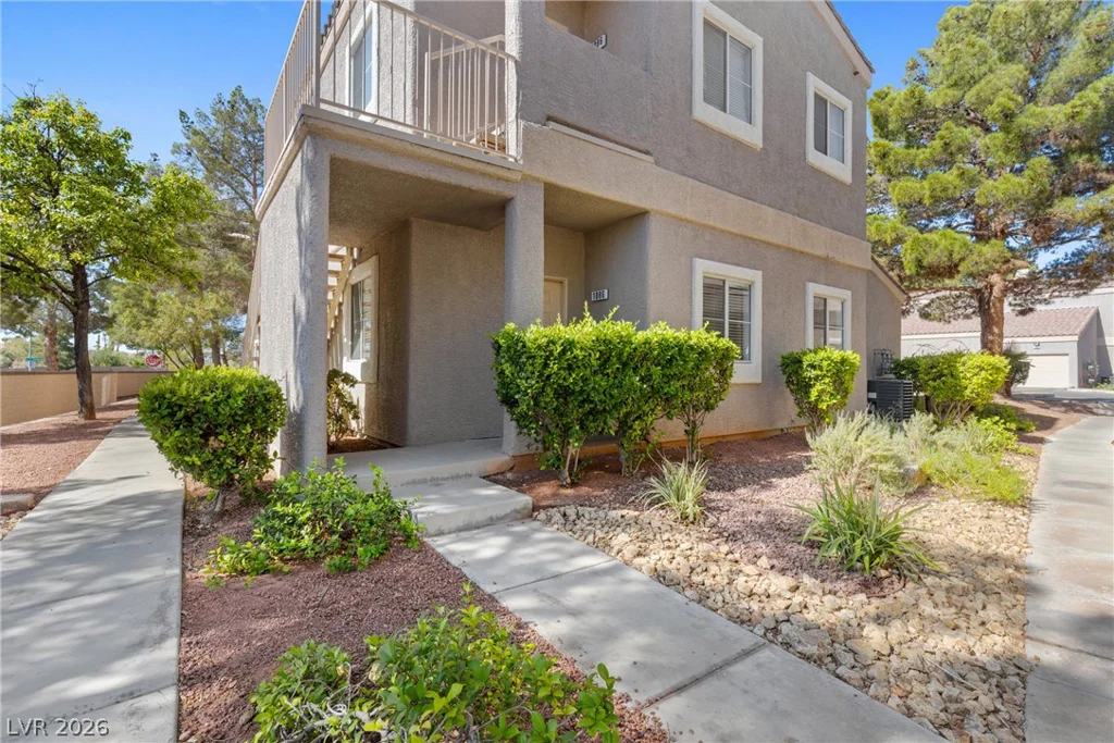 5250 Rainbow, Las Vegas, NV 89118