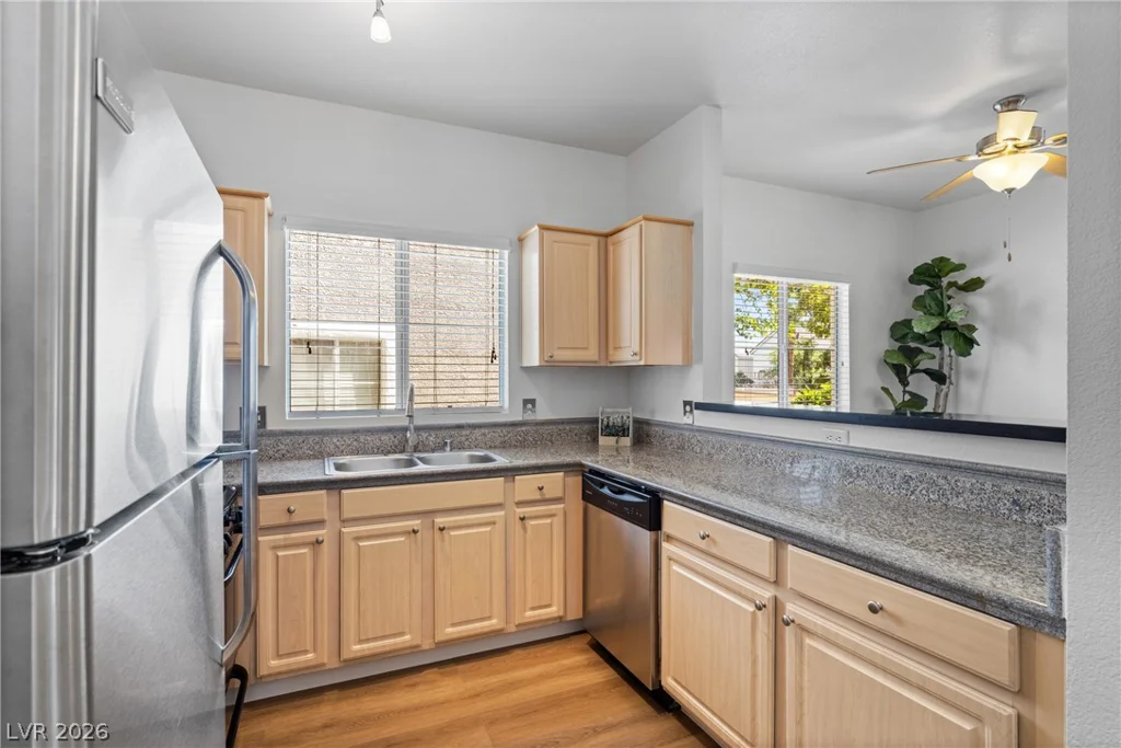 5250 Rainbow, Las Vegas, NV 89118
