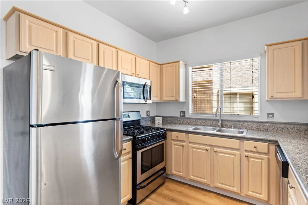 5250 Rainbow, Las Vegas, NV 89118