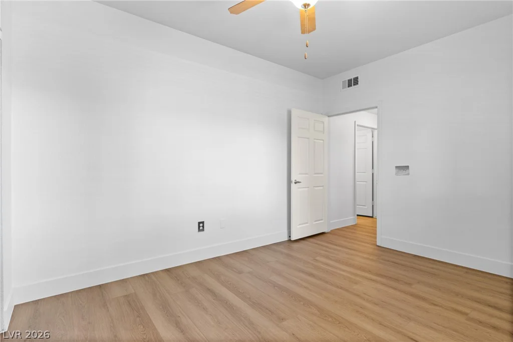 5250 Rainbow, Las Vegas, NV 89118