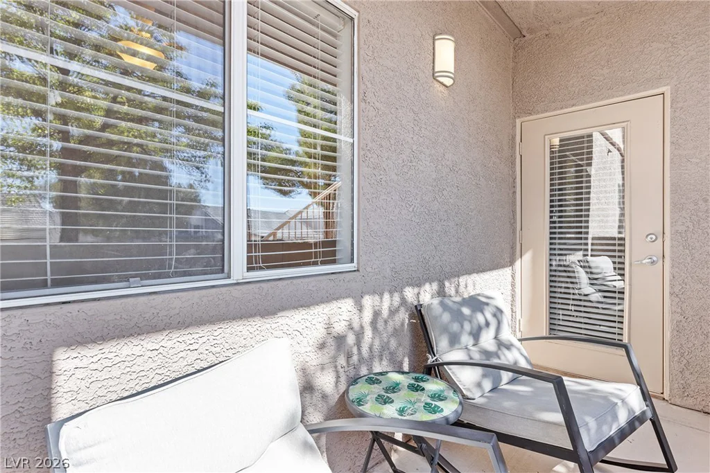 5250 Rainbow, Las Vegas, NV 89118