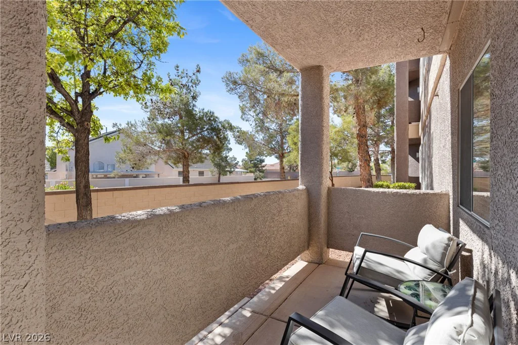 5250 Rainbow, Las Vegas, NV 89118