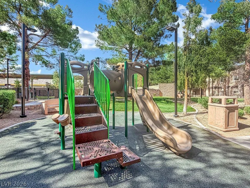 5250 Rainbow, Las Vegas, NV 89118