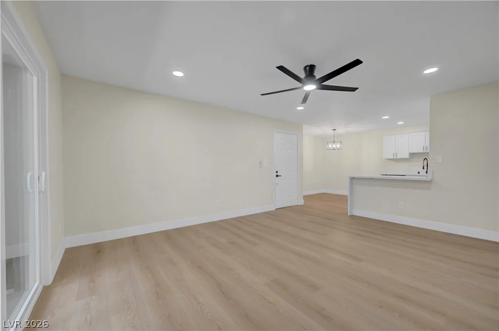 2451 Rainbow, Las Vegas, NV 89108