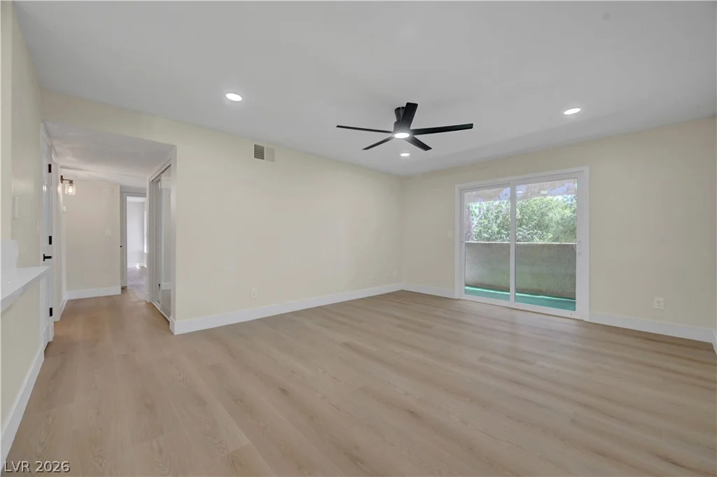 2451 Rainbow, Las Vegas, NV 89108