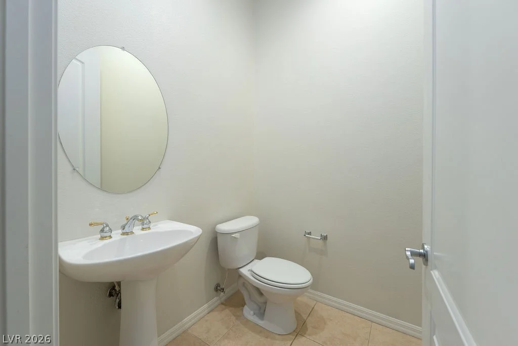 2084 Clearwater Lake, Henderson, NV 89044
