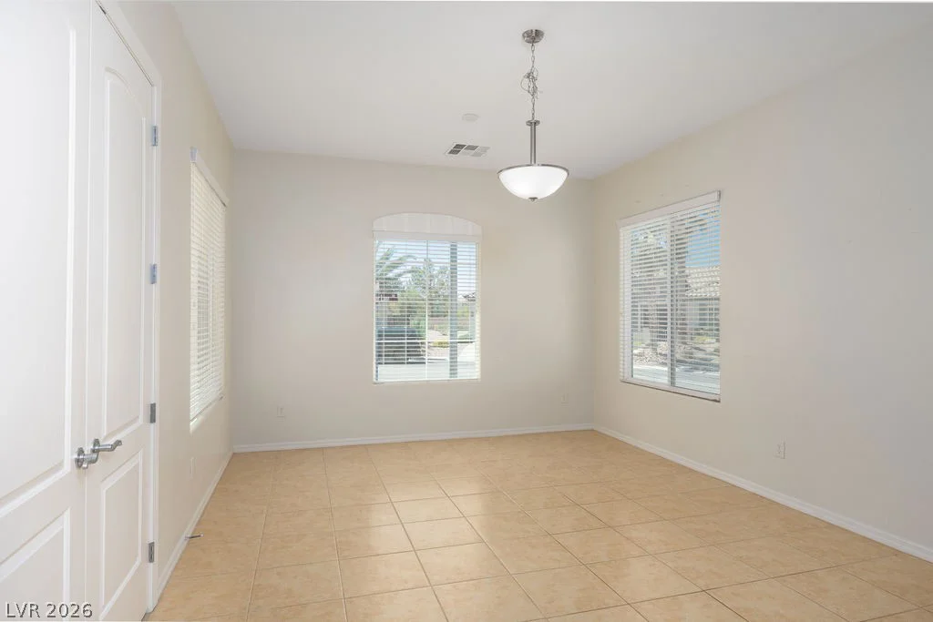 2084 Clearwater Lake, Henderson, NV 89044