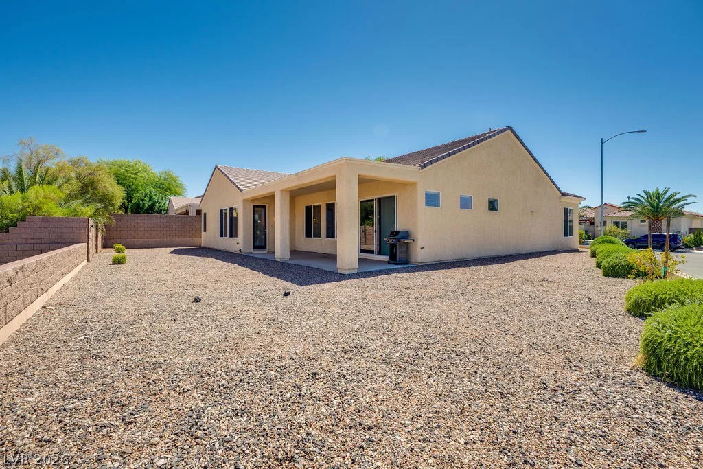 2084 Clearwater Lake, Henderson, NV 89044