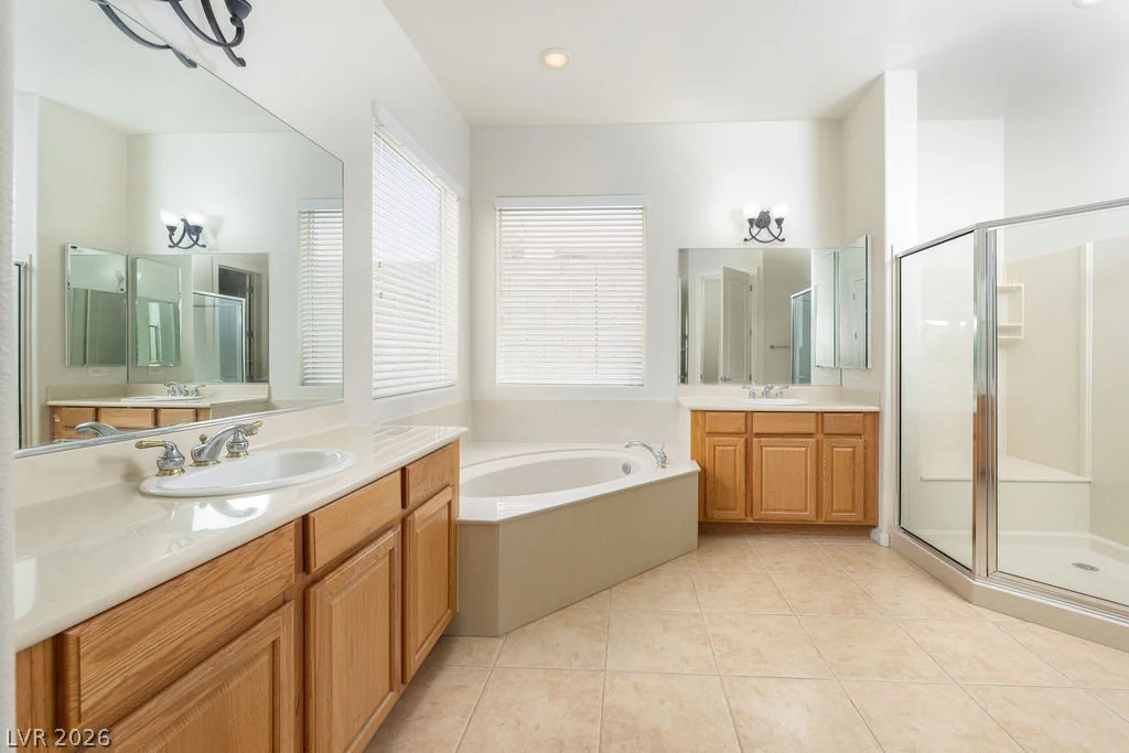 2084 Clearwater Lake, Henderson, NV 89044