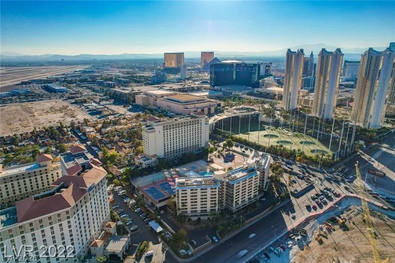 205 HARMON, Las Vegas, NV 89169