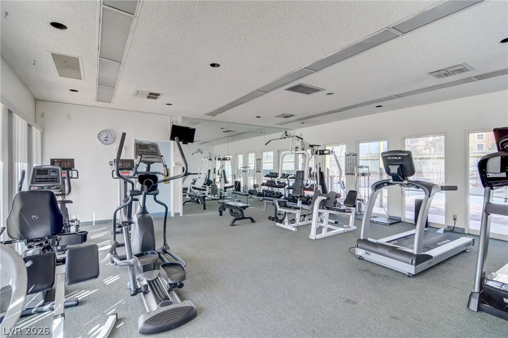 205 HARMON, Las Vegas, NV 89169