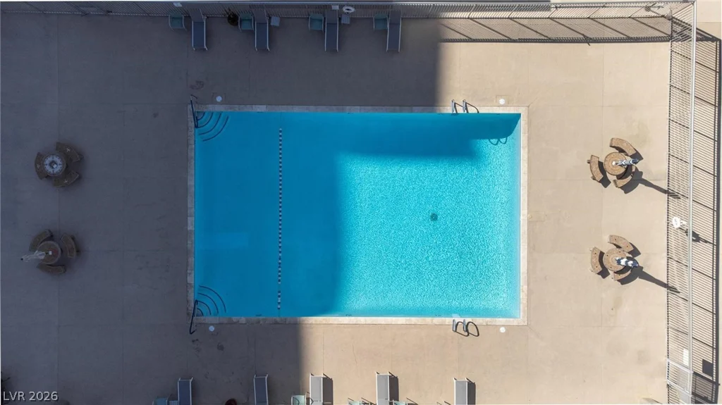 205 HARMON, Las Vegas, NV 89169