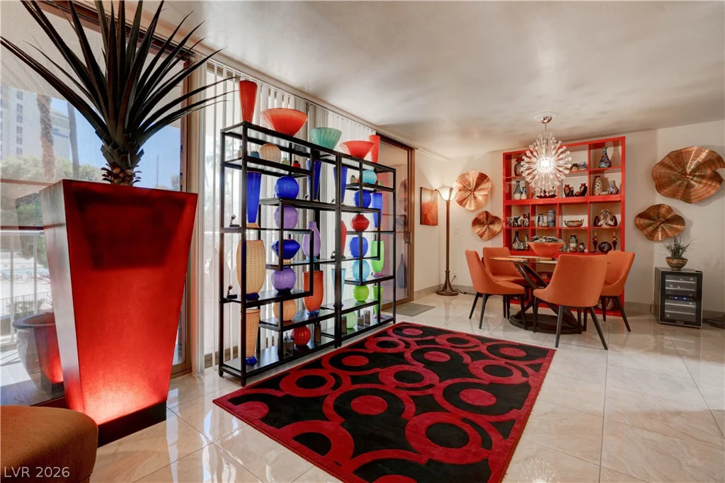 205 HARMON, Las Vegas, NV 89169
