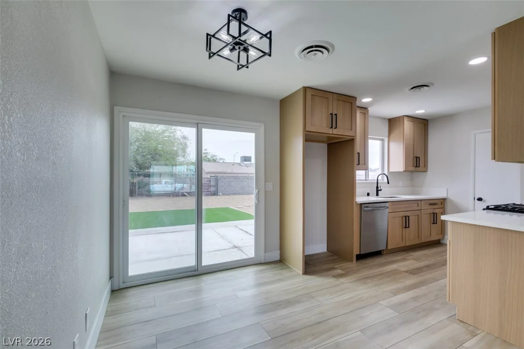 4036 Maple Hill, Las Vegas, NV 89115