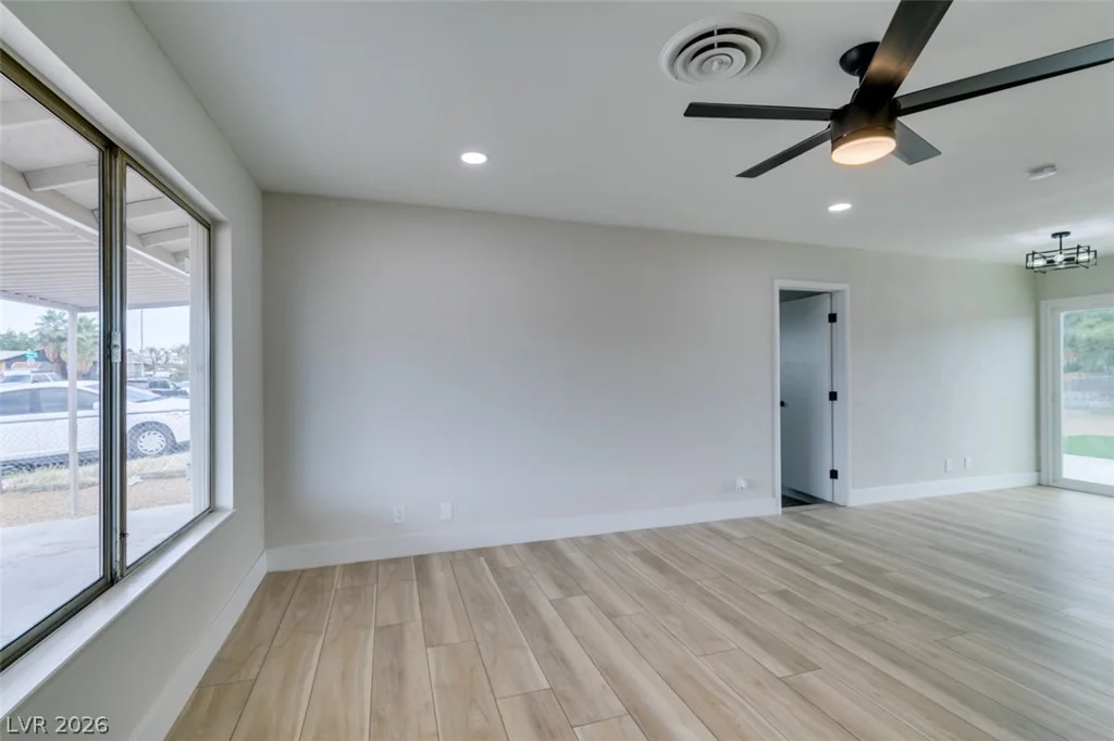 4036 Maple Hill, Las Vegas, NV 89115