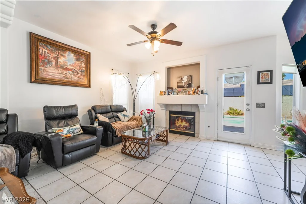 3508 Tuscany Village, Las Vegas, NV 89129