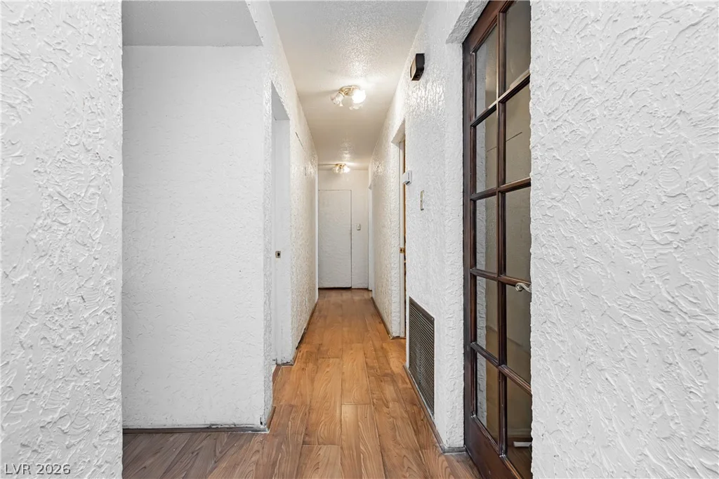 1729 Griffith, Las Vegas, NV 89104