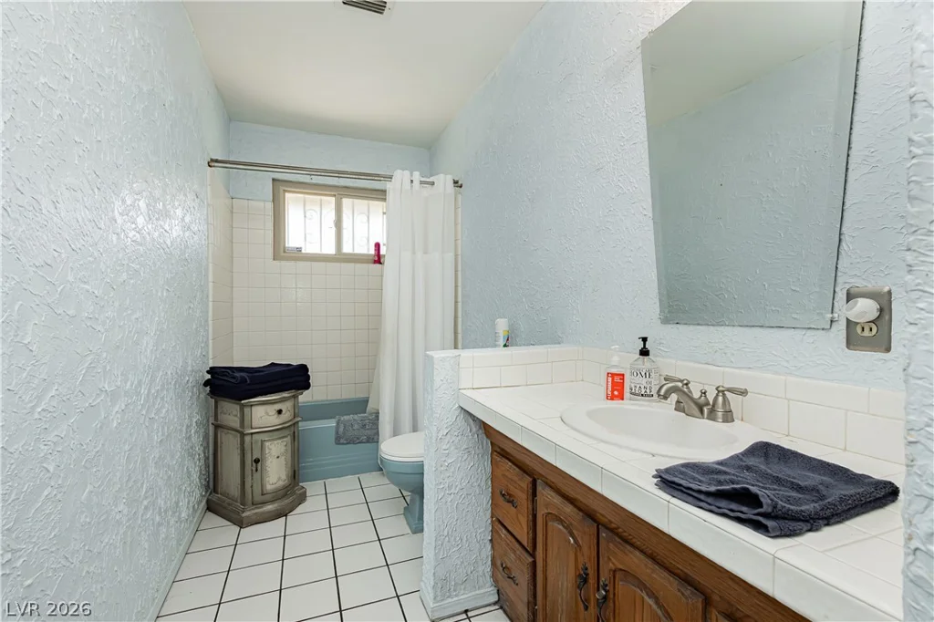 1729 Griffith, Las Vegas, NV 89104