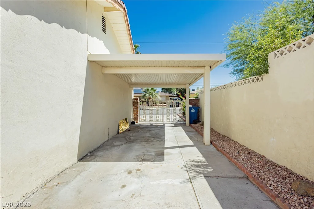 1729 Griffith, Las Vegas, NV 89104