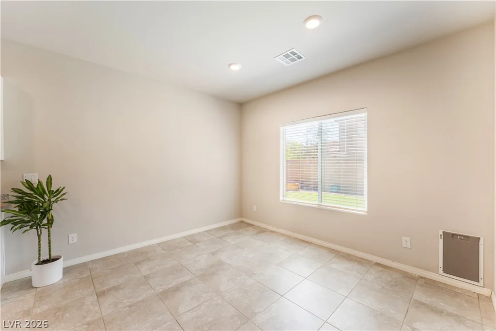 941 Willow Berry, North Las Vegas, NV 89032