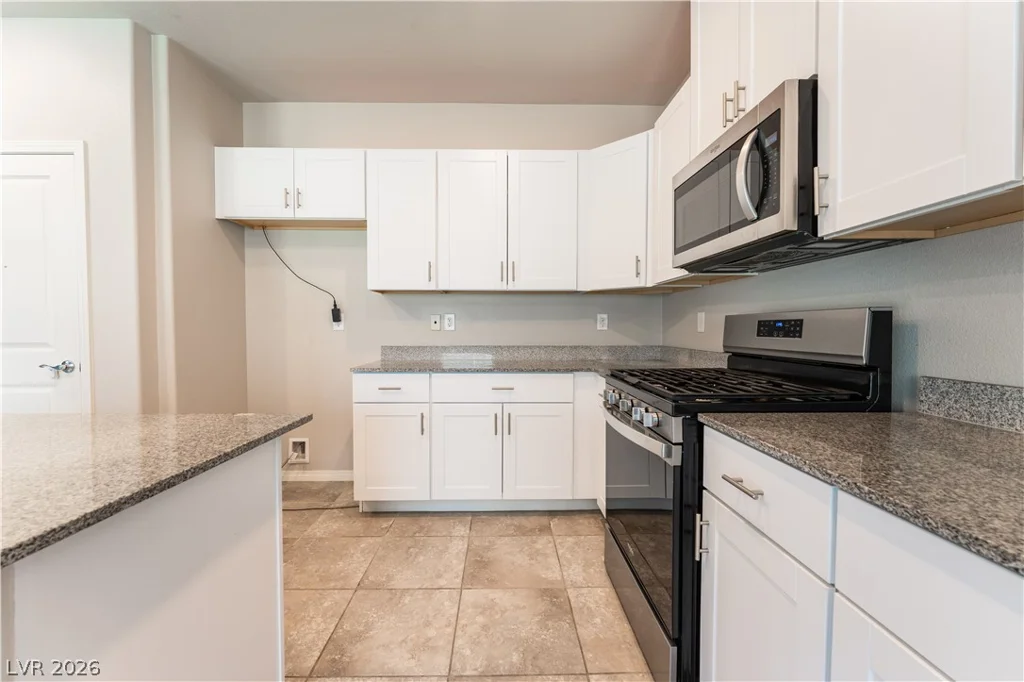 941 Willow Berry, North Las Vegas, NV 89032