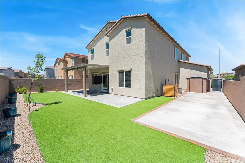 941 Willow Berry, North Las Vegas, NV 89032