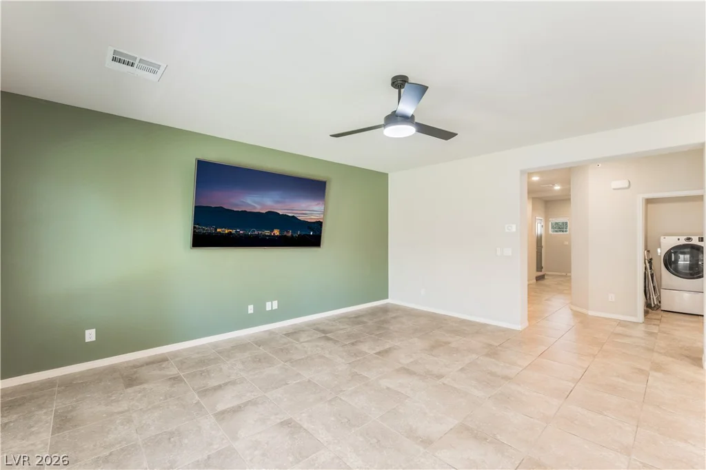 941 Willow Berry, North Las Vegas, NV 89032