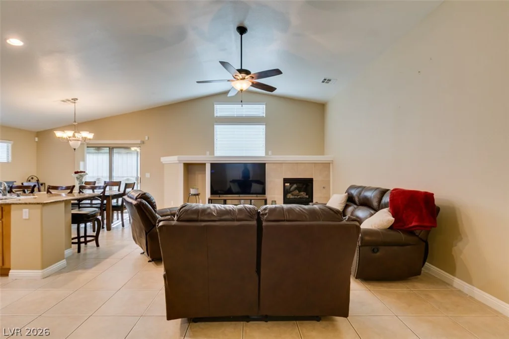 5825 Austin English, North Las Vegas, NV 89081