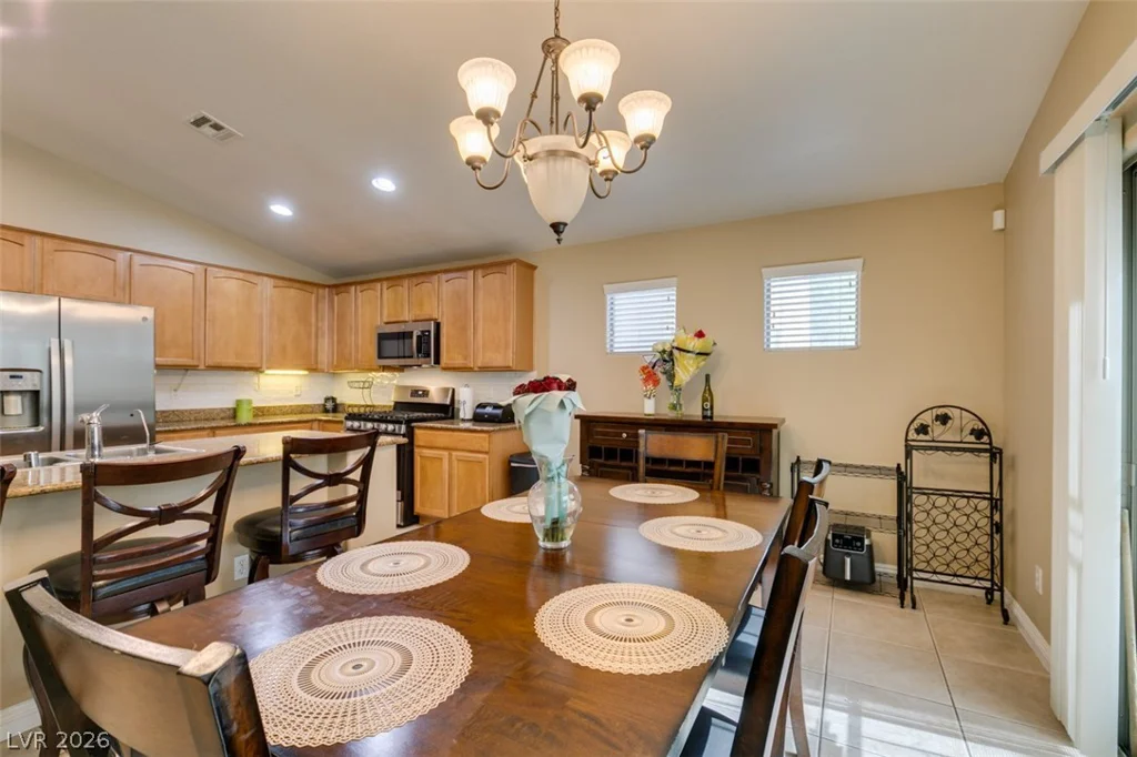 5825 Austin English, North Las Vegas, NV 89081