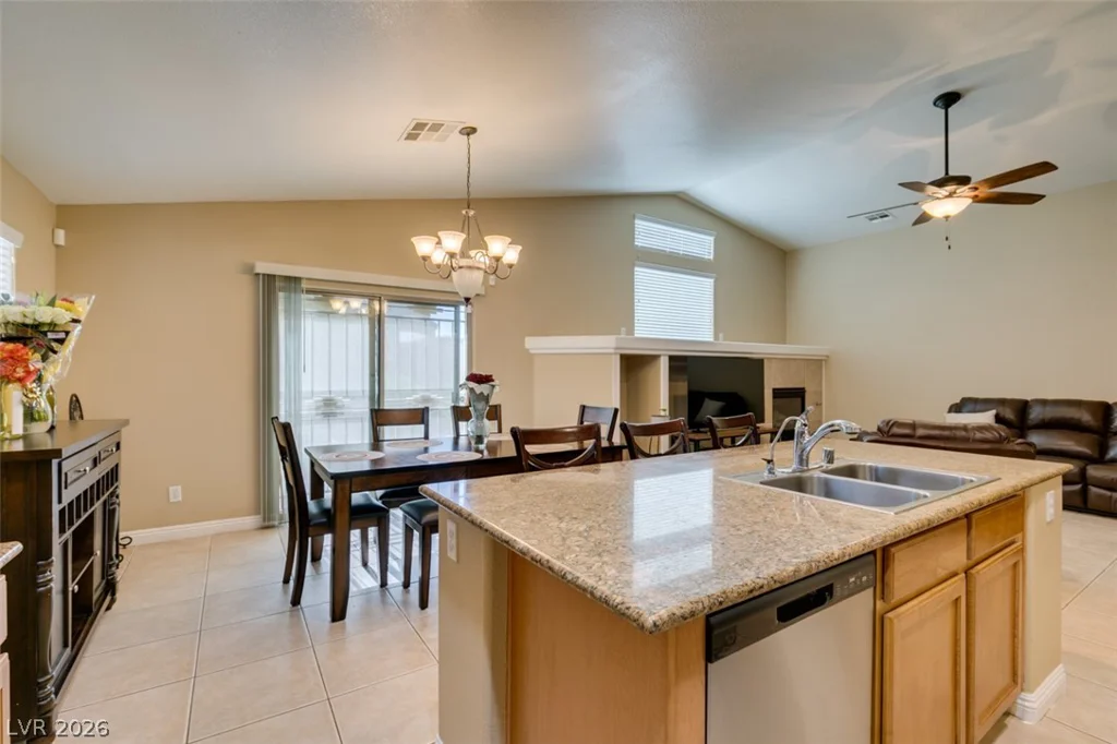 5825 Austin English, North Las Vegas, NV 89081