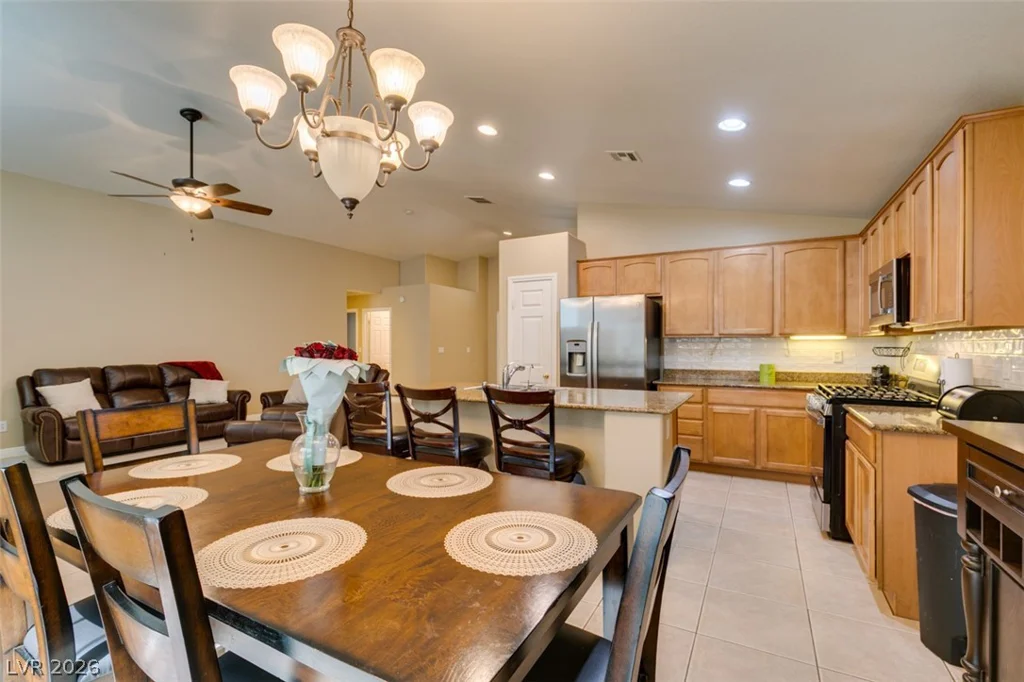 5825 Austin English, North Las Vegas, NV 89081