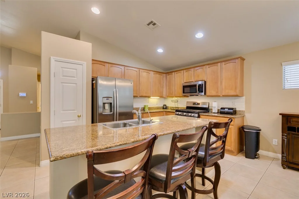 5825 Austin English, North Las Vegas, NV 89081