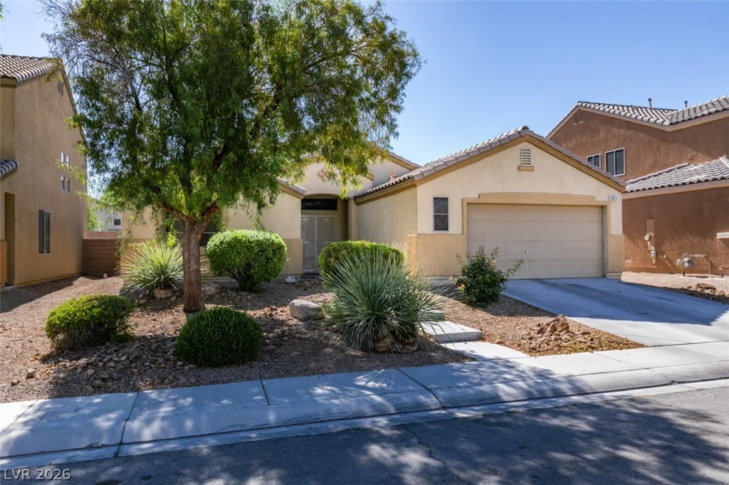 5825 Austin English, North Las Vegas, NV 89081