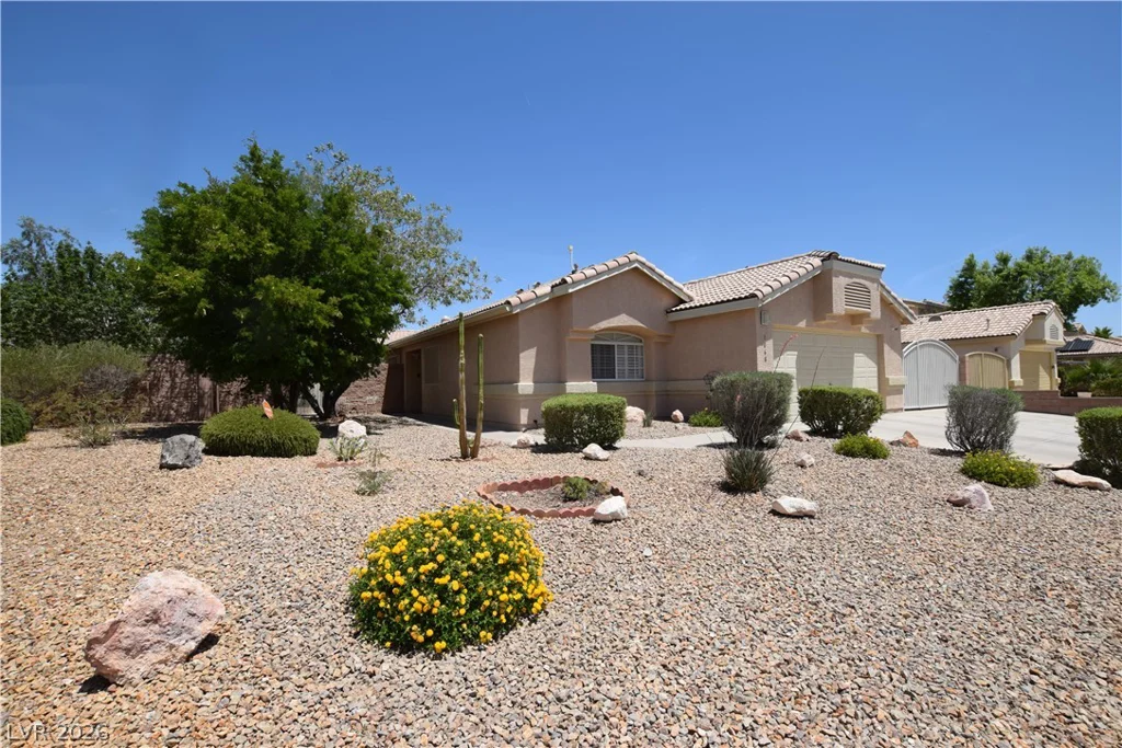1068 Harpy Eagle, Henderson, NV 89015
