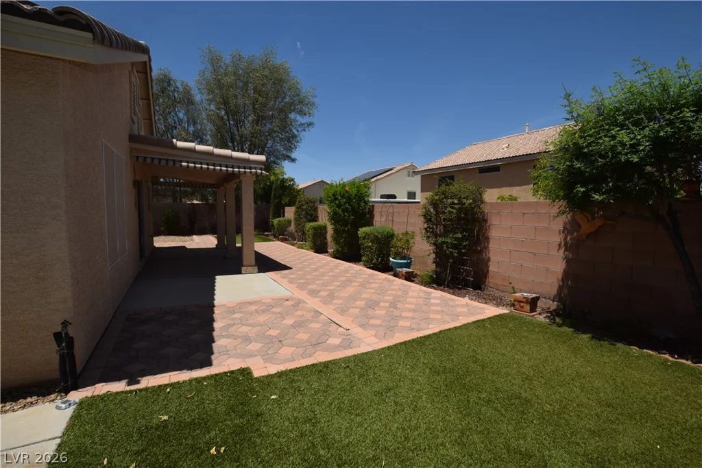 1068 Harpy Eagle, Henderson, NV 89015