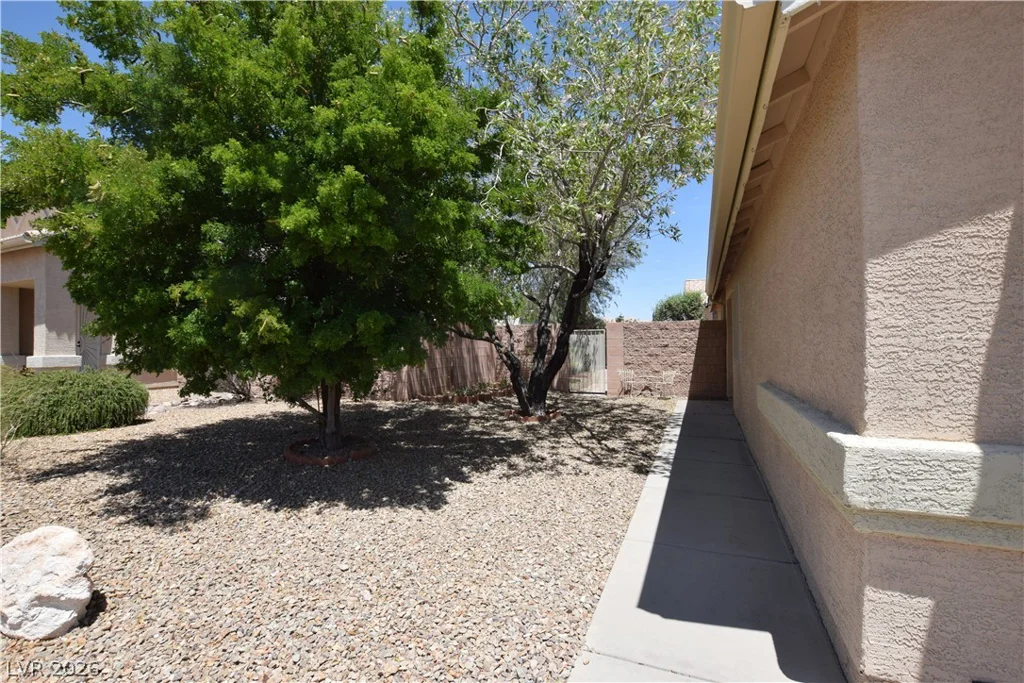 1068 Harpy Eagle, Henderson, NV 89015