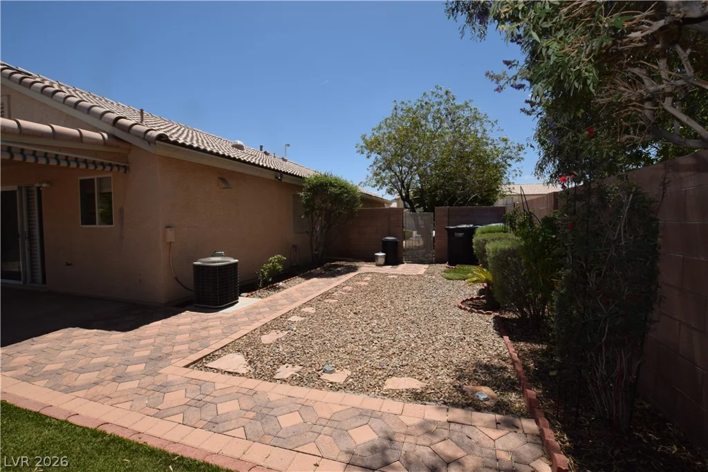 1068 Harpy Eagle, Henderson, NV 89015