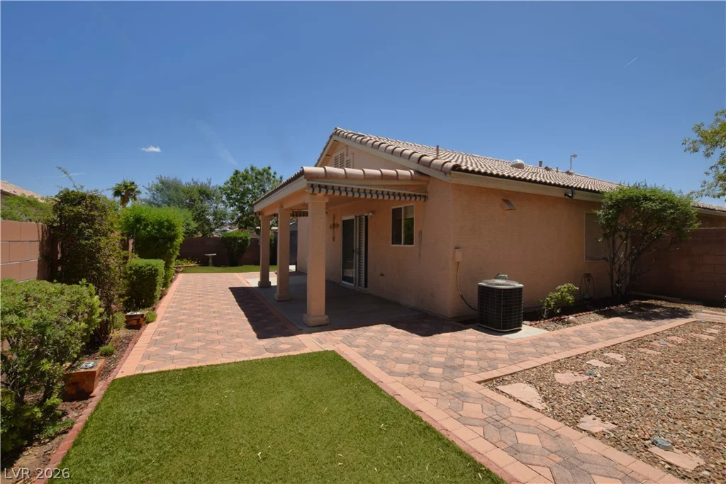 1068 Harpy Eagle, Henderson, NV 89015