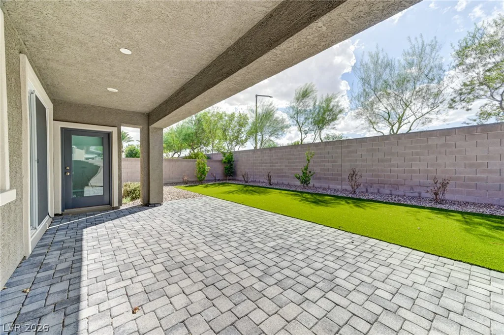 7527 Ardenno, North Las Vegas, NV 89084