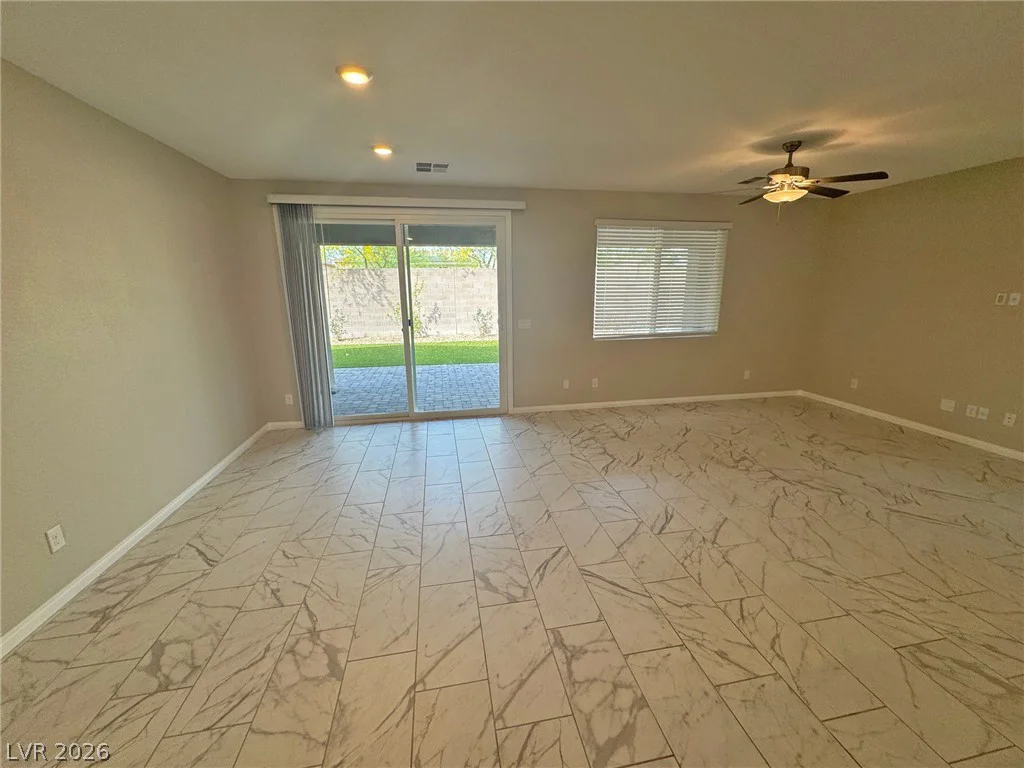 7527 Ardenno, North Las Vegas, NV 89084